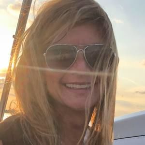 Meet your Posher, Denise